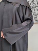 عباية بطرحة اتصال