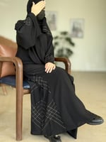 F عباية بطرحة نفيسه