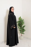 عباية بطرحة زاكيه