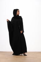 عباية بطرحة بشائر