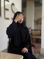 عباية بطرحة بهين