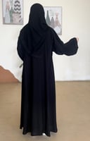 عباية بطرحة تاج