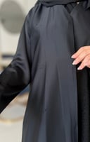عباية بطرحة عجائب اسود
