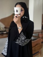 F-K عباية بطرحة سجى