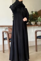 عباية بطرحة غادة مقلم