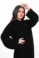 عباية بطرحة صرخات مخمل