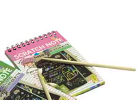 لون الغلاف زهر