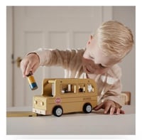 باص المدرسة الخشبي من little dutch