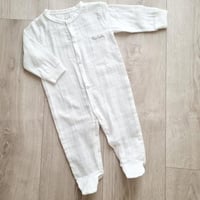 افرول ولادي لون ابيض