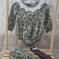 بدلة موردة مع ياقة دانتيل + قبعة شراب (3-6)