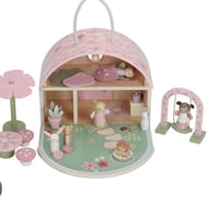 بيت الفيري الخشبي