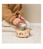 صندوق الموسيقى الخشبي (ثيم المزرعة)