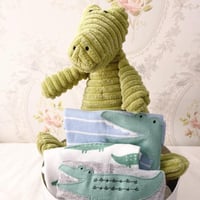 هدية التمساح الخجول (مقاس 6-9)