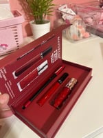 مجموعة ليب لاينر وليب قلوس وروج مات (احمر).