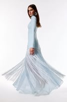 فستان ماكسي شيفون مطرز بهدب منسدل ومزين باللولو