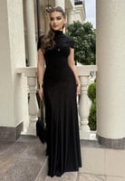 فستان تل اسود ناعم بزم