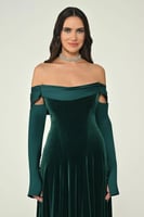 فستان سهرة مخمل اخضر الفابيتا