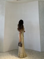 اوريليا فستان محبوك بهدب وسكارف