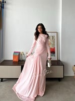 فستان بينك بلوم درابيه بقماش مرن منسدل