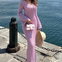 فستان بينك صيفي تريكو ايطالي مزين بصدفة