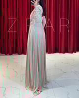 ‎فستان ترتر اسود جيرسيه برقبة عالية ودرابيه عالصدر...