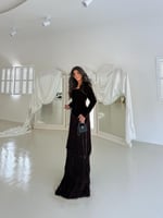 فستان مخمل بني بطبقات هدب