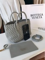 BOTTEGA VENETA