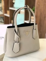 PRADA M