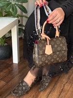 LOUIS VUTTION COLLECTION