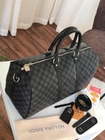 شنط سفر LOUIS VUTTION