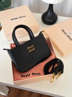MIU MIU
