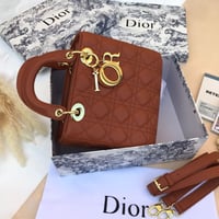 DIOR M