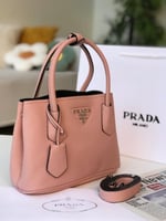 PRADA M