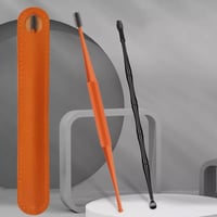 ادوات تنظيف الأذن