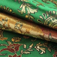 زري أخضر مشجر