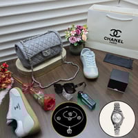 طقم هدية نسائية فاخر بتنسيق عصري