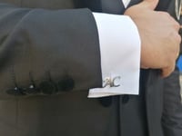 كبك رجالي بالاسم حرفين مطلي بالفضه 925 جرام