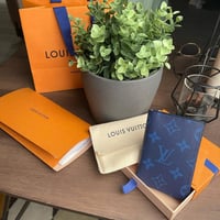 محفظه رجاليه ماركة لويس فيتون