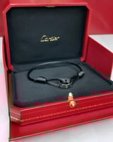 اسوارة كارتير حلق وحده