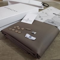 اقمشة ثياب رجالية ماركة جيفنشي