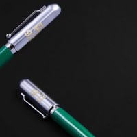 أقلام حبر فاخرة وإصدار محدود اليوم الوطني