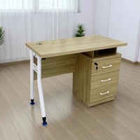 مكتب مقاس مترQarah