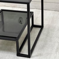 طاولة خدمة حديد اسود زجاج اسود