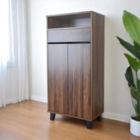 خزانة أحذيه خشب مع أرفف باللون البني