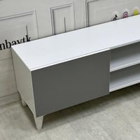 طاولة بلازما بتصميم أنيق بلونين