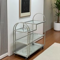 عربية تقديم 4 دور اطار فضي