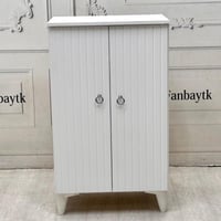 دولاب جزامة خشب ابيض مقلم