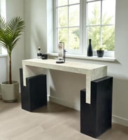 مدخل كونسول أنيق