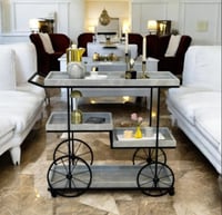 عربية تقديم 4 دور خشبية بعدة الوان