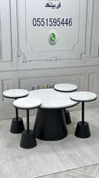 طقم طاولة صاج اسود 5 قطع سطح خشب شكل رخام